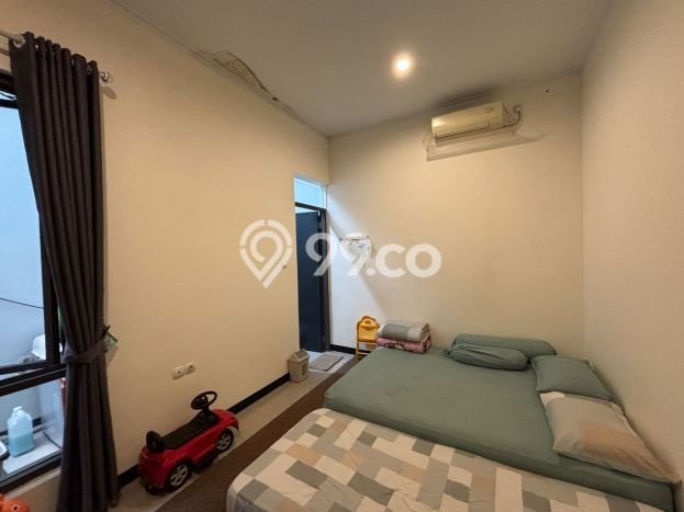 Rumah Modern 4 KT di Taman Kopo Indah Bandung Semi Furnished Rumah Modern 4 KT di Taman Kopo Indah Bandung Semi Furnished