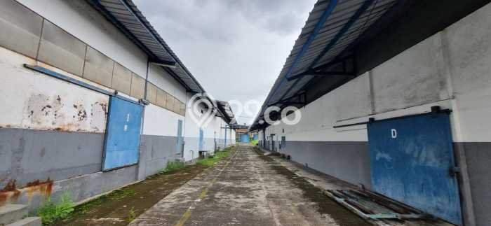 Dijual Pabrik Premium di Cihideung, Luas 19351m2m², Jalan Utama, Area Bisnis Dijual Pabrik Premium di Cihideung, Luas 19351m2m², Jalan Utama, Area Bisnis