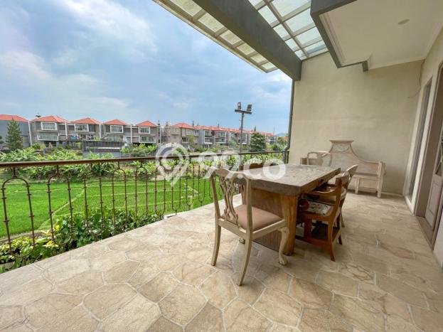 Hunian Mewah LB 590m2 Siap Pakai Desain Elegan di Kota Baru Parahyangan, Bandung Hunian Mewah LB 590m2 Siap Pakai Desain Elegan di Kota Baru Parahyangan, Bandung