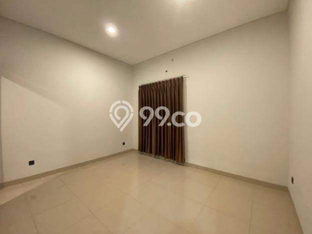 Disewakan Rumah Harga Terjangkau di Singgasana Bandung Punya 4 Kamar Tidur Disewakan Rumah Harga Terjangkau di Singgasana Bandung Punya 4 Kamar Tidur