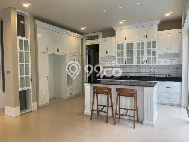 Rumah Bagus Disewakan di Kota Baru Parahyangan, Bandung LT 550m2, LB 600m2 Rumah Bagus Disewakan di Kota Baru Parahyangan, Bandung LT 550m2, LB 600m2