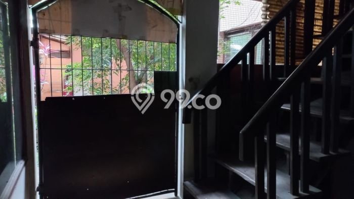 Ready to Use! Premium House LT 553m2 Desain Modern di Burangrang Ready to Use! Premium House LT 553m2 Desain Modern di Burangrang
