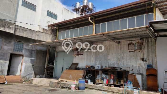 Gudang Area Komersial Kawasan Babakan Ciparay, Luas 1300m2m², Jalan Raya Gudang Area Komersial Kawasan Babakan Ciparay, Luas 1300m2m², Jalan Raya