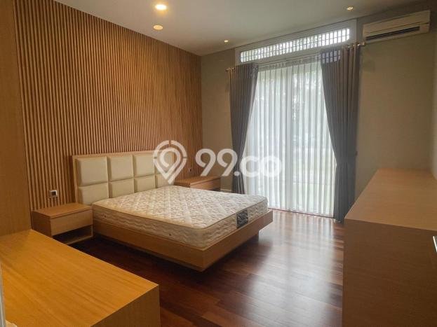 Rumah Bagus Disewakan di Kota Baru Parahyangan, Bandung LT 550m2, LB 600m2 Rumah Bagus Disewakan di Kota Baru Parahyangan, Bandung LT 550m2, LB 600m2