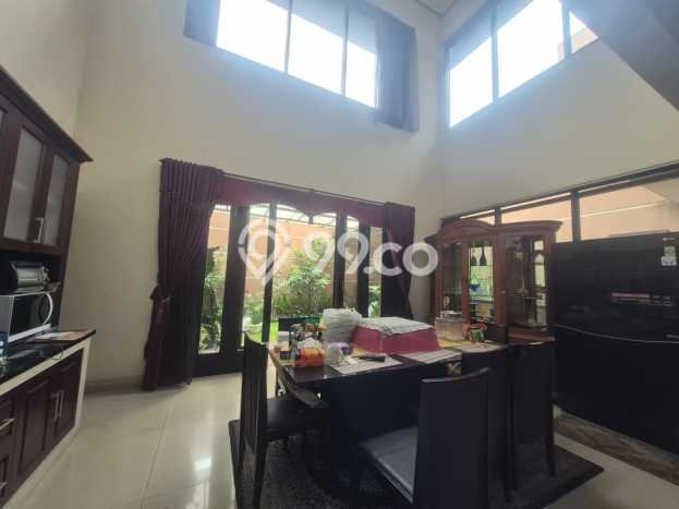 Dijual Rumah Premium dengan Fasilitas Sekitar Komplit di Batununggal, Bandung Dijual Rumah Premium dengan Fasilitas Sekitar Komplit di Batununggal, Bandung