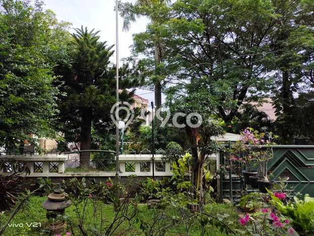 Jual Rumah Mewah Elegan Dengan View Cantik di Joglo, Jakarta Barat Jual Rumah Mewah Elegan Dengan View Cantik di Joglo, Jakarta Barat