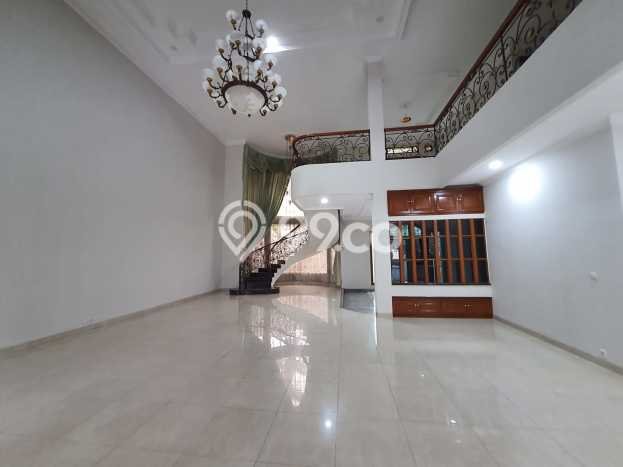 Rumah area Batununggal, Bandung, Luas 400m2m² LB 650m2m² - JUAL CEPAT! Rumah area Batununggal, Bandung, Luas 400m2m² LB 650m2m² - JUAL CEPAT!