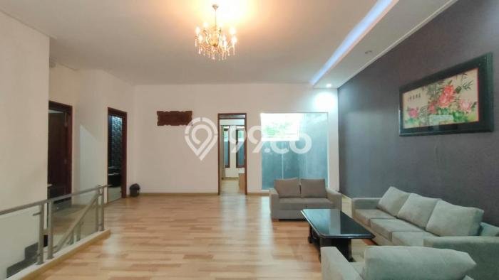 Rumah Elit LB 450m2 Siap Pakai Desain Elegan di Bandung Utara, Bandung Rumah Elit LB 450m2 Siap Pakai Desain Elegan di Bandung Utara, Bandung