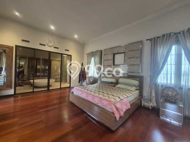 For Sale! Luxury House LT 987m2 Desain Modern di Kota Baru Parahyangan For Sale! Luxury House LT 987m2 Desain Modern di Kota Baru Parahyangan
