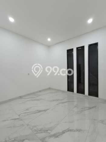 Dijual Rumah Modern 4 KT di Taman Palem, Jakarta Barat Dijual Rumah Modern 4 KT di Taman Palem, Jakarta Barat