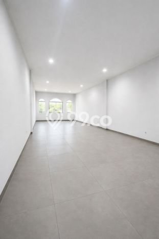 Ruko Komersial Dijual di Kosambi Tangerang LT 90m2 & LB 300m2 Ruko Komersial Dijual di Kosambi Tangerang LT 90m2 & LB 300m2