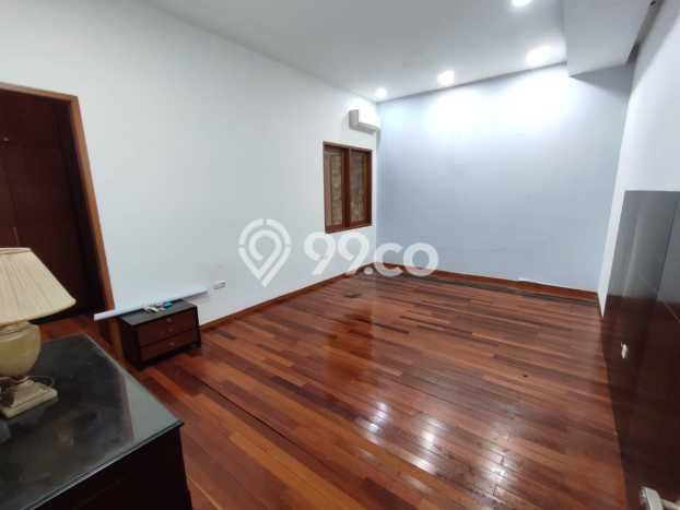 Disewakan! Rumah 5 Kamar Tidur &
4 Kamar Mandi di Cengkareng Barat, Jakarta Barat Disewakan! Rumah 5 Kamar Tidur &
4 Kamar Mandi di Cengkareng Barat, Jakarta Barat