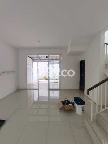 Dijual Rumah Luas Megah Dengan View Cantik di Pegadungan, Jakarta Barat Dijual Rumah Luas Megah Dengan View Cantik di Pegadungan, Jakarta Barat