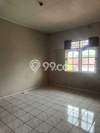 Disewakan! Rumah 4 Kamar Tidur &
2 Kamar Mandi di Pegadungan, Jakarta Barat Disewakan! Rumah 4 Kamar Tidur &
2 Kamar Mandi di Pegadungan, Jakarta Barat