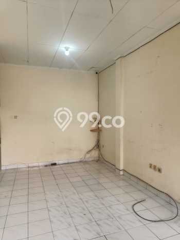 Disewakan! Rumah 4 Kamar Tidur &
2 Kamar Mandi di Pegadungan, Jakarta Barat Disewakan! Rumah 4 Kamar Tidur &
2 Kamar Mandi di Pegadungan, Jakarta Barat