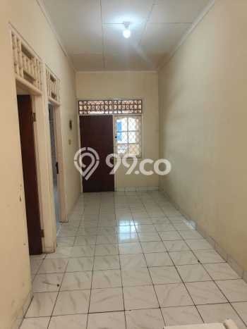 Disewakan! Rumah 4 Kamar Tidur &
2 Kamar Mandi di Pegadungan, Jakarta Barat Disewakan! Rumah 4 Kamar Tidur &
2 Kamar Mandi di Pegadungan, Jakarta Barat