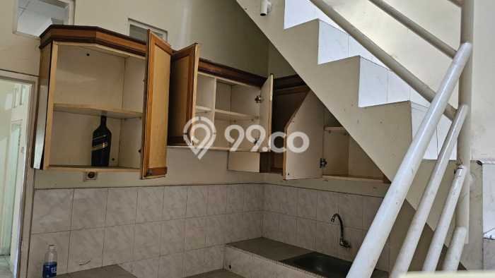 Rumah sewa siap pakai 4 KT di Kalideres, Jakarta Barat Rumah sewa siap pakai 4 KT di Kalideres, Jakarta Barat