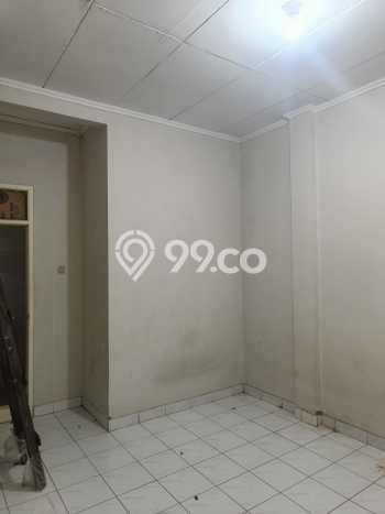 Disewakan! Rumah 4 Kamar Tidur &
2 Kamar Mandi di Pegadungan, Jakarta Barat Disewakan! Rumah 4 Kamar Tidur &
2 Kamar Mandi di Pegadungan, Jakarta Barat