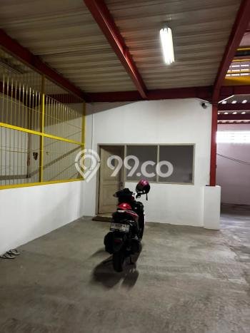 AREA POTENSIAL! Gudang di Cibodas, Luas 1740m2m², Area Perniagaan AREA POTENSIAL! Gudang di Cibodas, Luas 1740m2m², Area Perniagaan