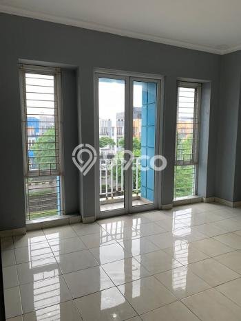 Lokasi Strategis! Dijual Ruko Bisnis di Cengkareng, Jakarta Barat Kondisi Bagus Lokasi Strategis! Dijual Ruko Bisnis di Cengkareng, Jakarta Barat Kondisi Bagus