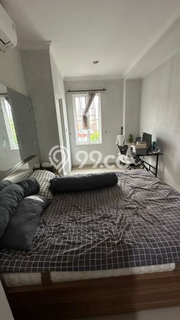 For Sale Hunian Rumah Terawat 2 KT di Summarecon Serpong, Tangerang For Sale Hunian Rumah Terawat 2 KT di Summarecon Serpong, Tangerang