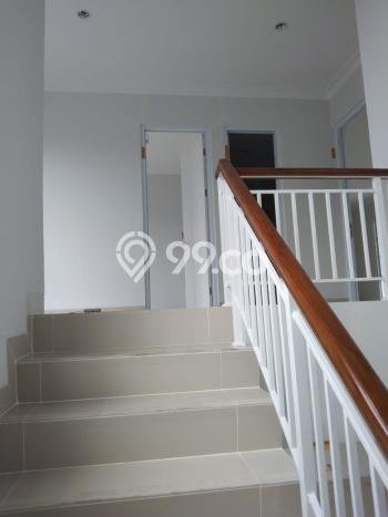 Rumah Elit Modern Siap Huni di Gading Serpong Tangerang Rumah Elit Modern Siap Huni di Gading Serpong Tangerang
