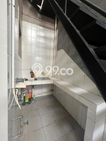 Jarang Ada! Rumah Kontrakan 4 Kamar Nyaman Siap Huni Gading Serpong Jarang Ada! Rumah Kontrakan 4 Kamar Nyaman Siap Huni Gading Serpong