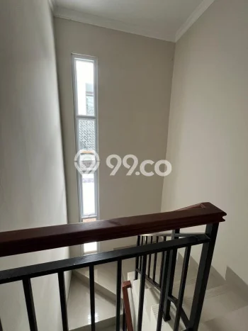 Sewa Rumah Murah di Gading Serpong Tangerang Punya 3 Kamar Tidur Sewa Rumah Murah di Gading Serpong Tangerang Punya 3 Kamar Tidur