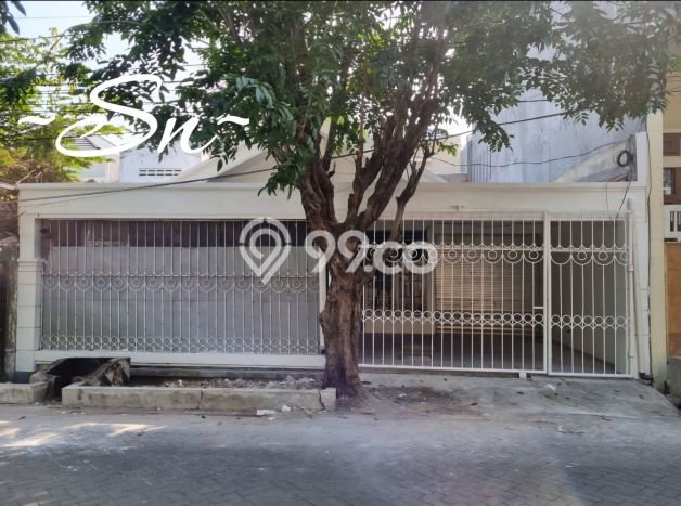 Rumah Disewakan Surabaya LT 150m2 LB 150m2 Kawasan Sutorejo Rumah Disewakan Surabaya LT 150m2 LB 150m2 Kawasan Sutorejo