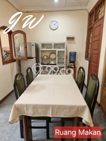 Hot Offer Hunian Mewah Ideal dan Luas di Dukuh Pakis, Surabaya Hot Offer Hunian Mewah Ideal dan Luas di Dukuh Pakis, Surabaya