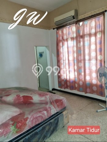 Rumah Luxury Modern Tanpa Renovasi di Keputih Surabaya Rumah Luxury Modern Tanpa Renovasi di Keputih Surabaya