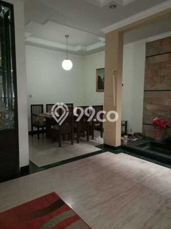 INVESTASI TEPAT! Rumah area Margahayu, Luas 230m2m² Bangunan 350m2m² INVESTASI TEPAT! Rumah area Margahayu, Luas 230m2m² Bangunan 350m2m²