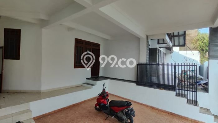 Jual Rumah Bagus Siap Huni LB 140m2 di Mandalajati, Bandung Jual Rumah Bagus Siap Huni LB 140m2 di Mandalajati, Bandung