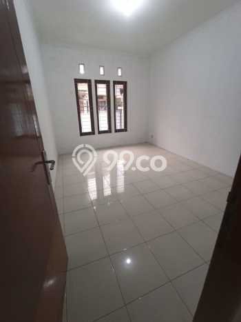 Rumah sewa siap pakai 3 KT di Taman Kopo Indah, Bandung Rumah sewa siap pakai 3 KT di Taman Kopo Indah, Bandung