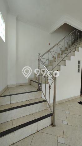 Jual Rumah Bagus Siap Huni LB 140m2 di Mandalajati, Bandung Jual Rumah Bagus Siap Huni LB 140m2 di Mandalajati, Bandung