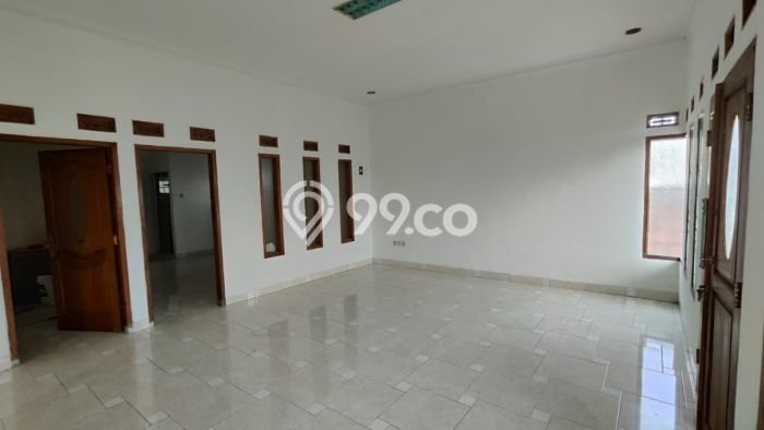 Jual Rumah Bagus Siap Huni LB 140m2 di Mandalajati, Bandung Jual Rumah Bagus Siap Huni LB 140m2 di Mandalajati, Bandung