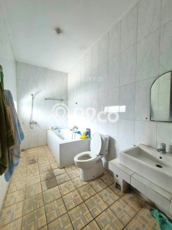 Dijual Rumah Mewah Elegan Dengan View Eksklusif di Bintaro, Tangerang Selatan Dijual Rumah Mewah Elegan Dengan View Eksklusif di Bintaro, Tangerang Selatan