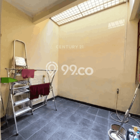 Dijual Hunian Rumah Terawat 4 Kamar di Bintaro, Tangerang Selatan Dijual Hunian Rumah Terawat 4 Kamar di Bintaro, Tangerang Selatan