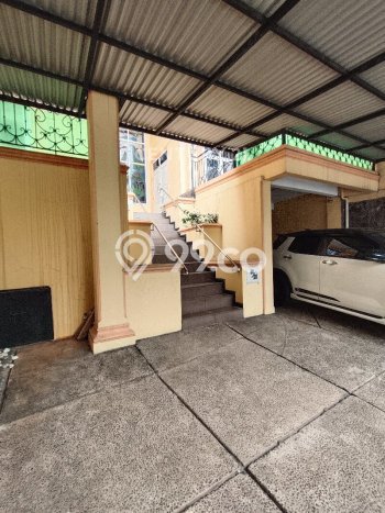Hunian Super Mewah dengan Akses Paling Strategis di Bintaro, Tangerang Selatan Hunian Super Mewah dengan Akses Paling Strategis di Bintaro, Tangerang Selatan