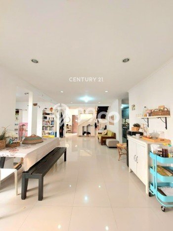 Rumah Minimalis 3 KT di Bintaro Tangerang Selatan Unfurnished Rumah Minimalis 3 KT di Bintaro Tangerang Selatan Unfurnished