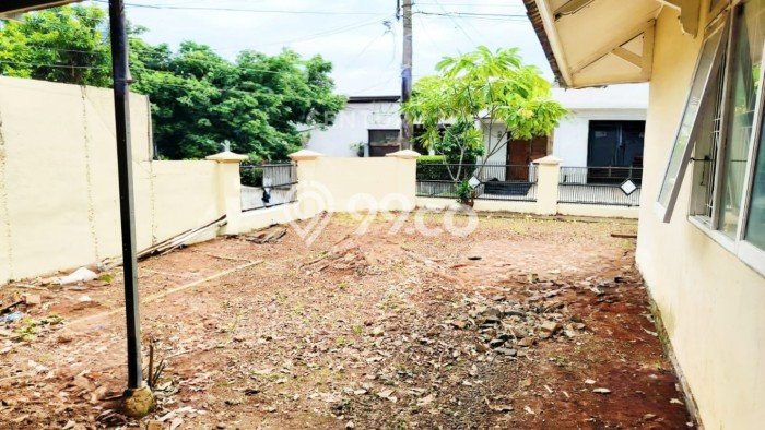 Jual Rumah Mewah Megah Dengan View Cantik di Bintaro, Tangerang Selatan Jual Rumah Mewah Megah Dengan View Cantik di Bintaro, Tangerang Selatan