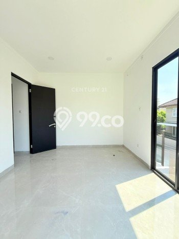 Rumah Luxury Modern Siap Huni di Bintaro Tangerang Selatan Rumah Luxury Modern Siap Huni di Bintaro Tangerang Selatan