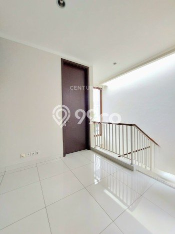 Rumah Luxury Modern Siap Huni di Bintaro Tangerang Selatan Rumah Luxury Modern Siap Huni di Bintaro Tangerang Selatan