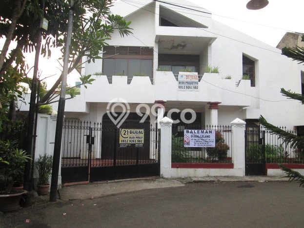 Hunian Mewah LB 300m2 Siap Huni Desain Elegan di Bintaro, Jakarta Selatan Hunian Mewah LB 300m2 Siap Huni Desain Elegan di Bintaro, Jakarta Selatan
