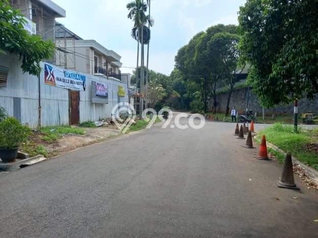 Rumah Mewah LT 664m² / LB 800m² di Kawasan Asri Pondok Indah, Jakarta Selatan Rumah Mewah LT 664m² / LB 800m² di Kawasan Asri Pondok Indah, Jakarta Selatan