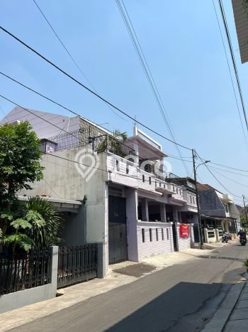 KESEMPATAN TERBAIK! Bisa KPR Rumah Minimalis di Ulujami, Jakarta Selatan, LT 198m² Bangunan 250m² KESEMPATAN TERBAIK! Bisa KPR Rumah Minimalis di Ulujami, Jakarta Selatan, LT 198m² Bangunan 250m²