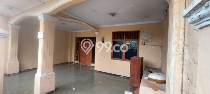 Kesempatan Investasi Rumah Terawat di Kawasan Duren Sawit, Jakarta Timur Kesempatan Investasi Rumah Terawat di Kawasan Duren Sawit, Jakarta Timur