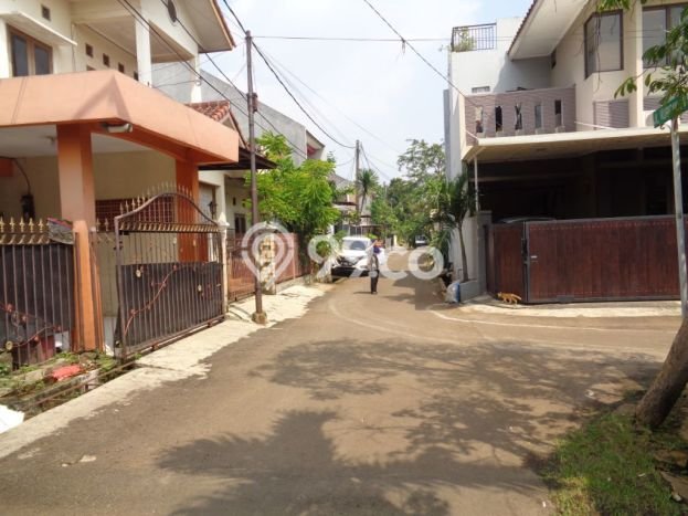 Dijual Cepat Rumah Strategis LT 90m2 LB 125m2 di Tangerang Selatan Cocok untuk Hunian Dijual Cepat Rumah Strategis LT 90m2 LB 125m2 di Tangerang Selatan Cocok untuk Hunian