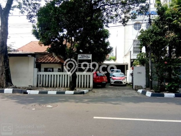 Ready to Use! Luxury House LT 318m2 Desain Elegan di Setiabudi Ready to Use! Luxury House LT 318m2 Desain Elegan di Setiabudi