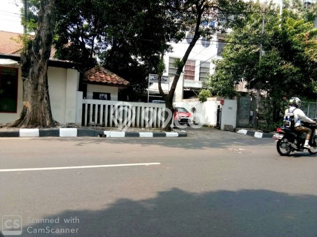 Ready to Use! Luxury House LT 318m2 Desain Elegan di Setiabudi Ready to Use! Luxury House LT 318m2 Desain Elegan di Setiabudi